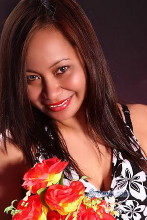 Charming Rosalind is Waiting for Her Ideal Man
